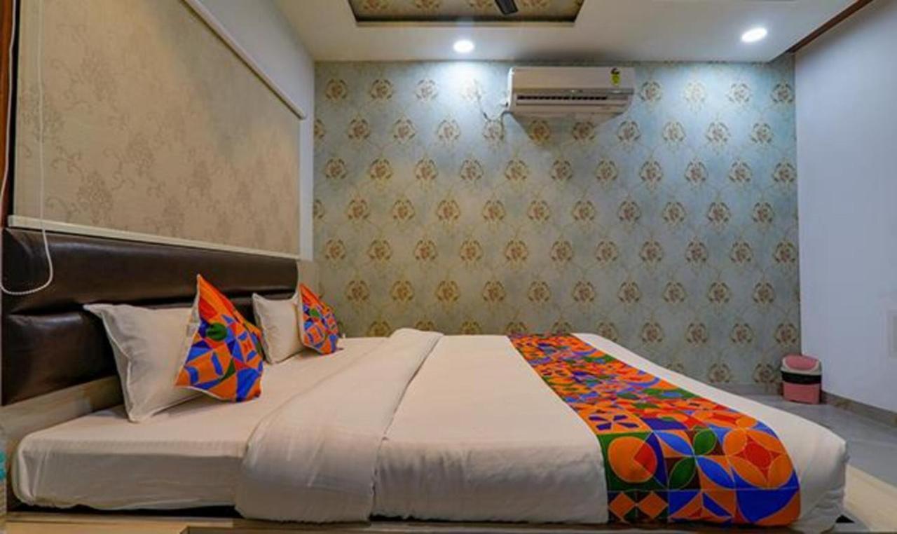 Fabhotel Super 3 Premium Váránasí Exteriér fotografie